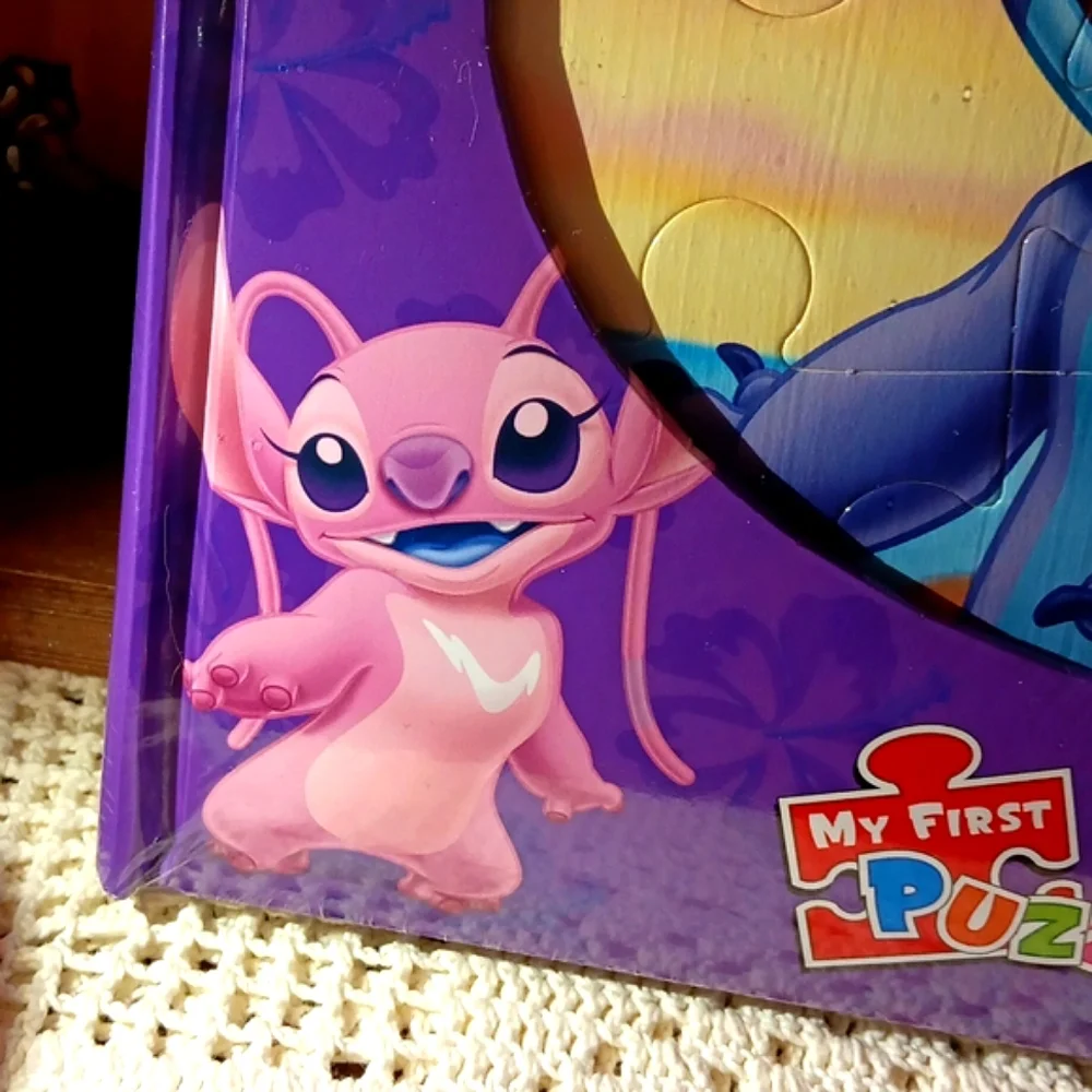 🆕️LAST 1💜DISNEYS STITCH MY FIRST PUZZLE BOOK. FIVE PUZZLES INSIDE!!
